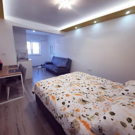 Cozy Apartment Close To Dubrovnik Neum Bagian luar foto
